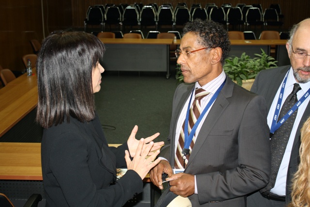 ח"כ ד"ר עינת וילף עם ז'אן קרלו אספוסיטו